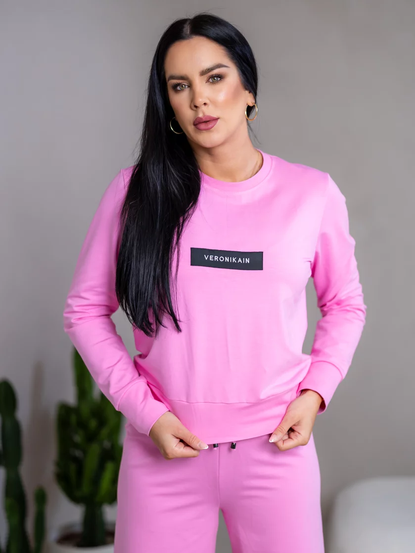 ZÁKLADNÁ MIKNA “BIANCA” S ETIKETOU NA PRSIACH ZÁKLADNÁ MIKNA “BIANCA” S ETIKETOU NA PRSIACH