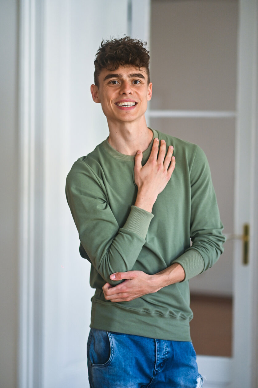 ZÁKLADNÁ PÁNSKA MIKINA HLADKÁ / VŠETKY FARBY