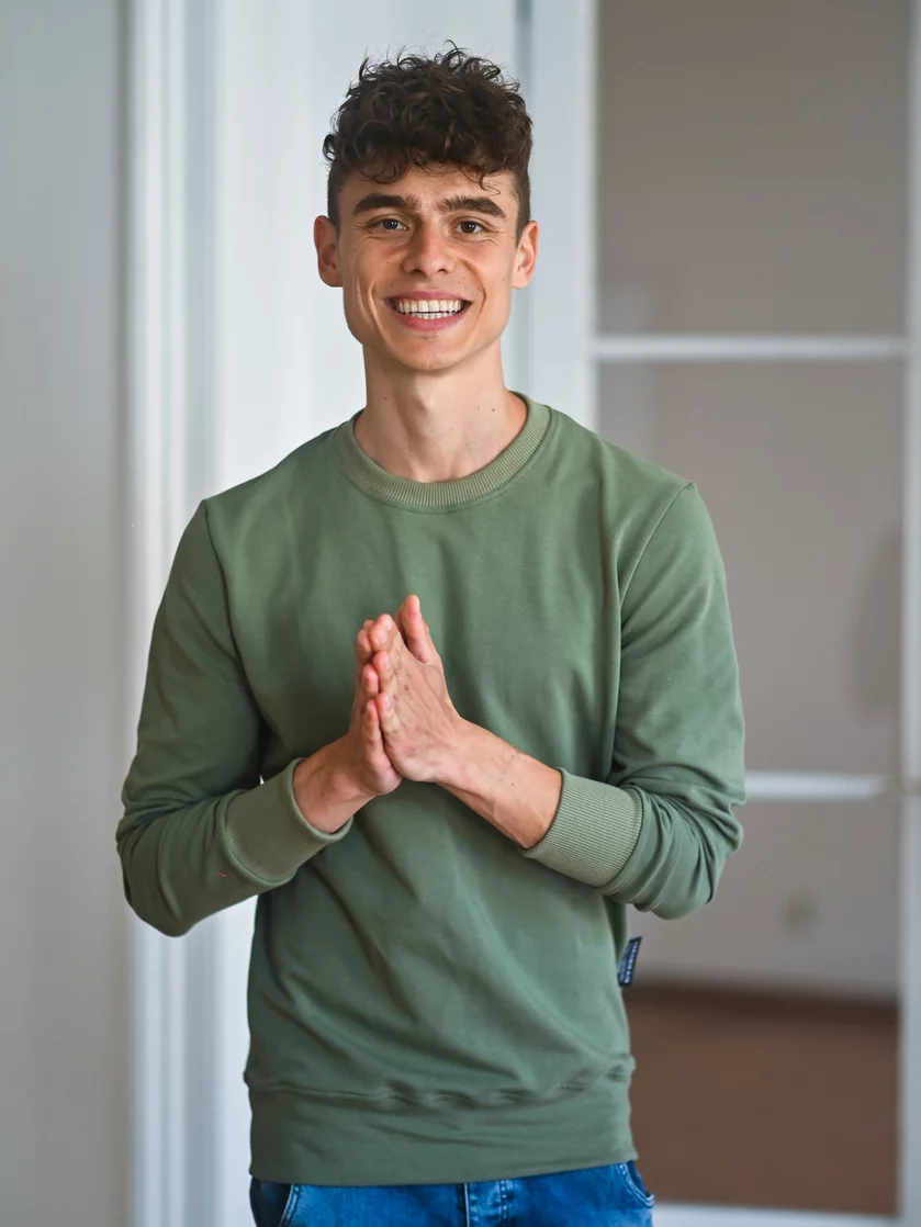 ZÁKLADNÁ PÁNSKA MIKINA HLADKÁ / VŠETKY FARBY ZÁKLADNÁ PÁNSKA MIKINA HLADKÁ / VŠETKY FARBY