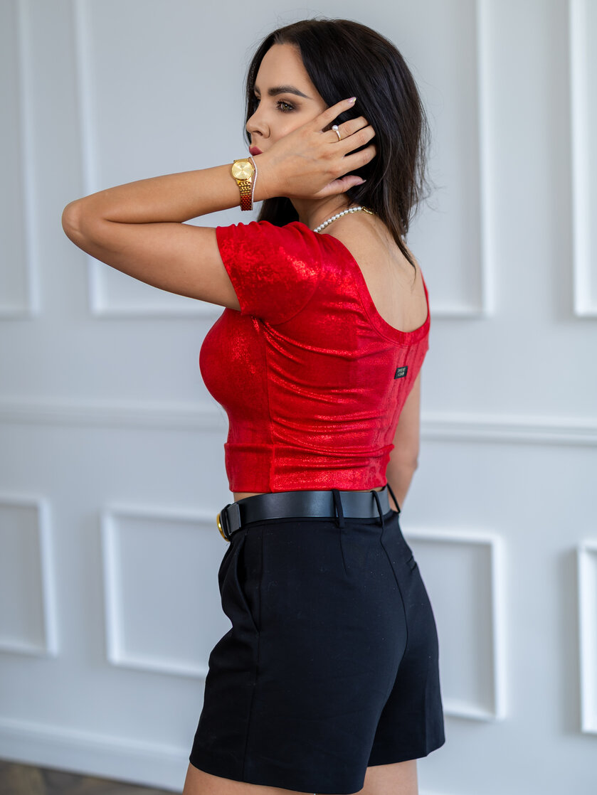 ZÁKLADNÝ CROP TOP - VÝSTRIH VPREDU AJ NA CHRBÁTE