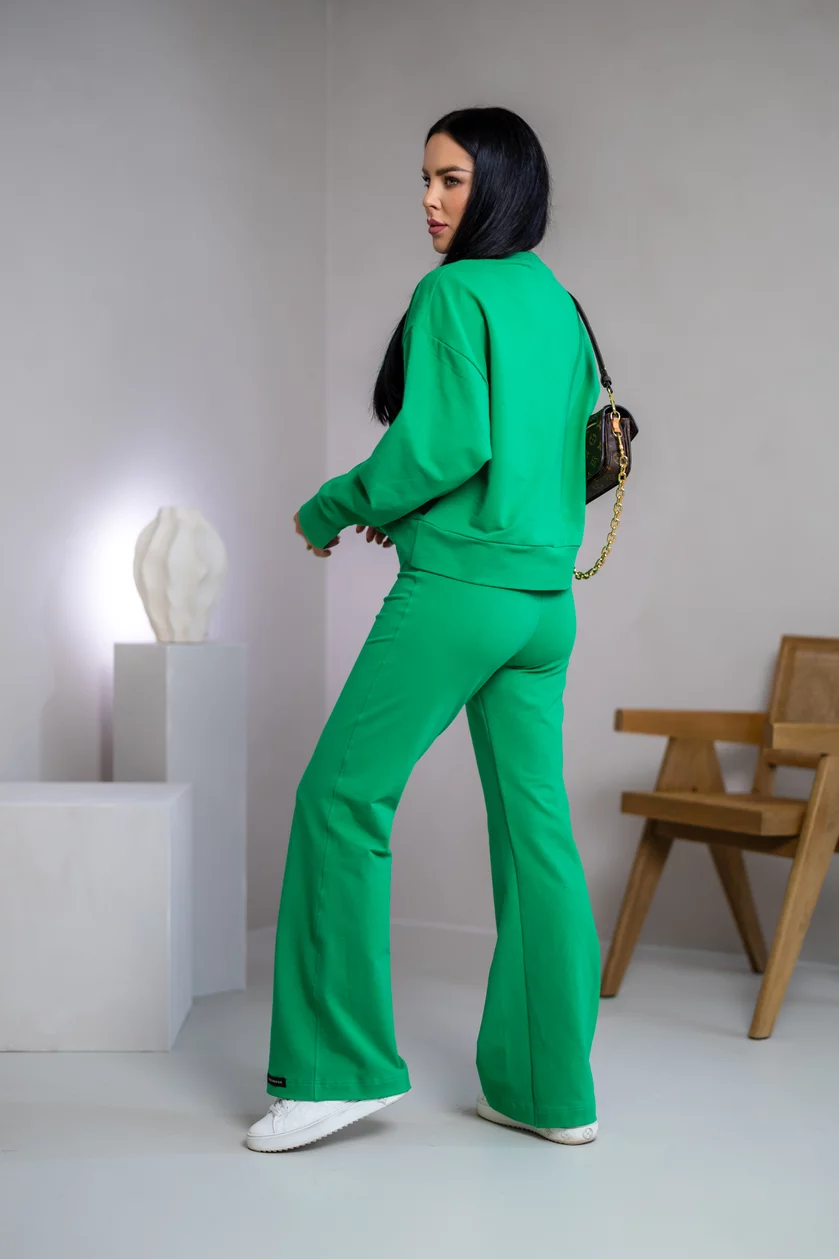 ZVONOVÉ NOHAVICE “CELESTE” ZVONOVÉ NOHAVICE “CELESTE”